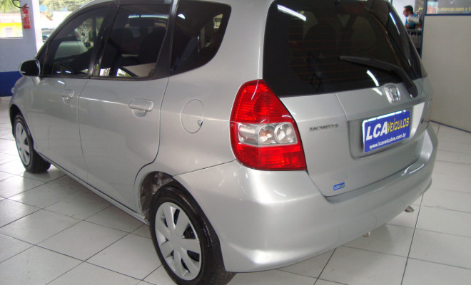 Honda Fit LX 1.4/ 1.4 Flex 8V/16V 5p Mec. 2005 Flex-3