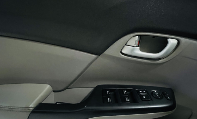 Honda Civic Sedan LXR 2.0 Flexone 16V Aut. 4p 2014 Flex-8