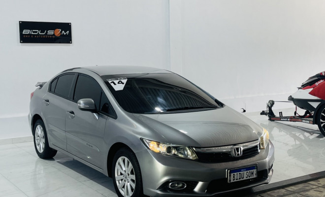 Honda Civic Sedan LXR 2.0 Flexone 16V Aut. 4p 2014 Flex