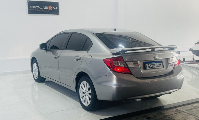 Honda Civic Sedan LXR 2.0 Flexone 16V Aut. 4p 2014 Flex-11