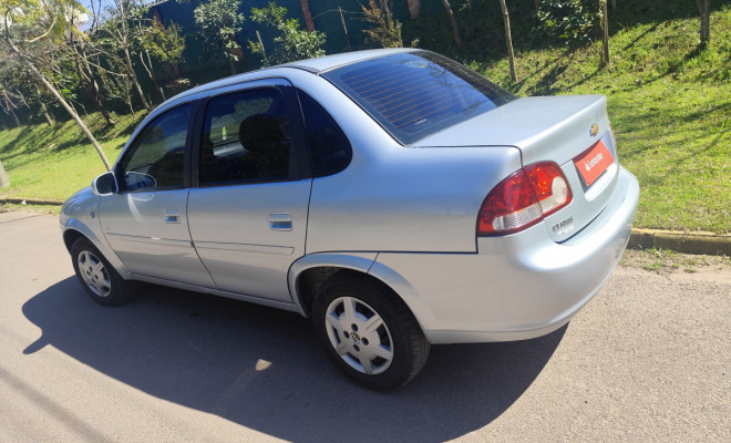 GM - Chevrolet Classic Life/LS 1.0 VHC FlexP. 4p 2012 Flex-2