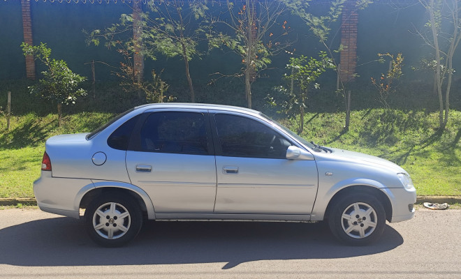 GM - Chevrolet Classic Life/LS 1.0 VHC FlexP. 4p 2012 Flex-9