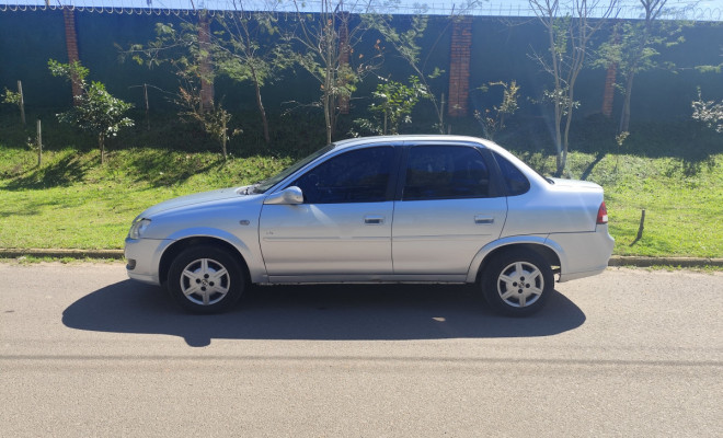 GM - Chevrolet Classic Life/LS 1.0 VHC FlexP. 4p 2012 Flex