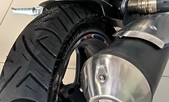 BMW G 310 R 2018 Gasolina-5