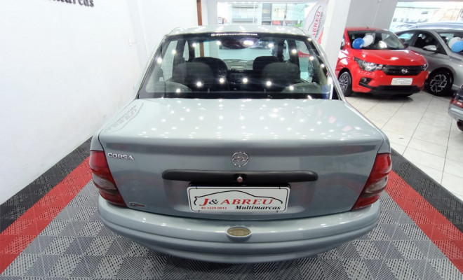 GM - Chevrolet Corsa Sed.Wind 1.0/Millenium/Classic VHC 2003 Gasolina-2