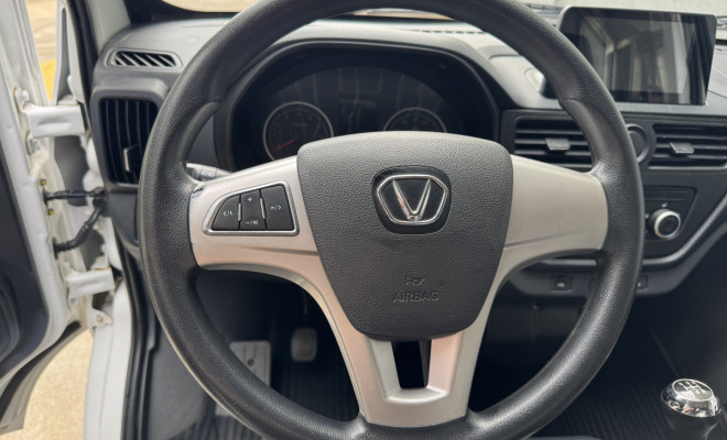 EFFA V25 Furgão 1.3 16V 5p 2023 Gasolina-6