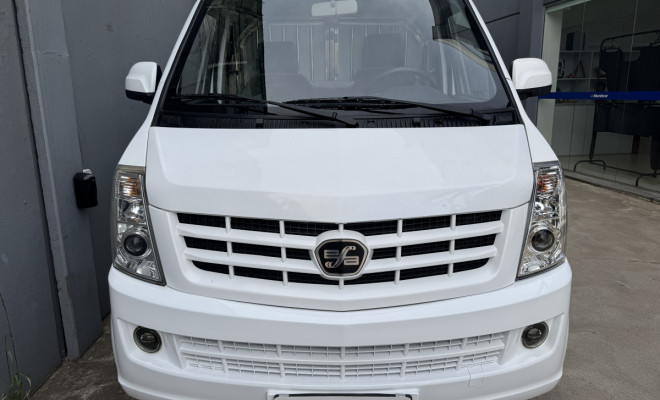 EFFA V25 Furgão 1.3 16V 5p 2023 Gasolina-0