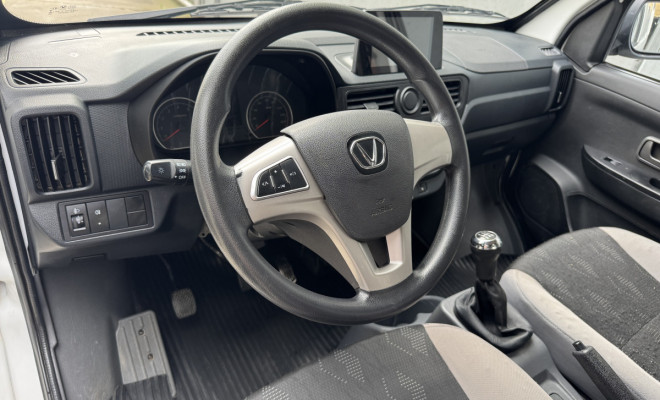 EFFA V25 Furgão 1.3 16V 5p 2023 Gasolina-5