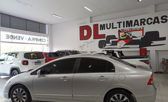Honda Civic Sed. LXL/ LXL SE 1.8 Flex 16V Aut. 2011 Flex-8
