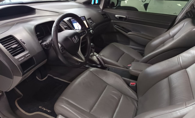 Honda Civic Sed. LXL/ LXL SE 1.8 Flex 16V Aut. 2011 Flex-2