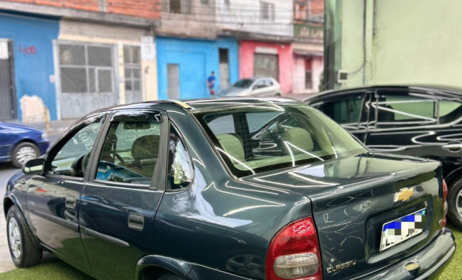 GM - Chevrolet Classic Life/LS 1.0 VHC FlexP. 4p 2010 Flex-3