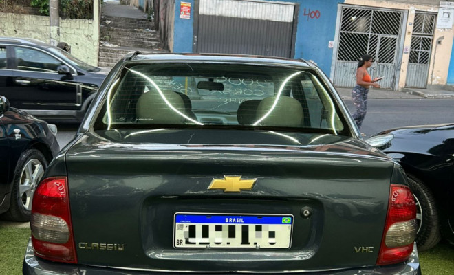 GM - Chevrolet Classic Life/LS 1.0 VHC FlexP. 4p 2010 Flex-4