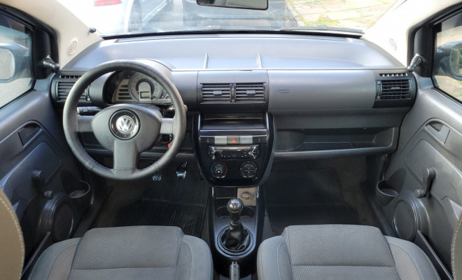 VW - VolksWagen Fox City 1.0 Mi/ 1.0Mi Total Flex 8V 5p 2004 Flex-4
