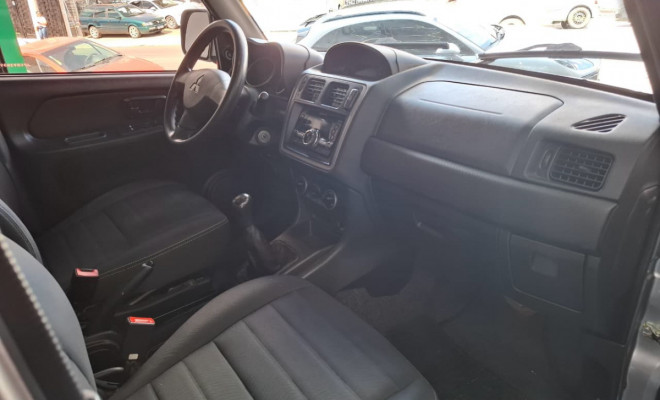Mitsubishi Pajero TR4 2.0 Flex 16V 4X2 Mec. 2015 Flex-17