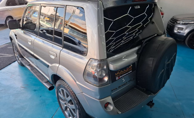 Mitsubishi Pajero TR4 2.0 Flex 16V 4X2 Mec. 2015 Flex-11