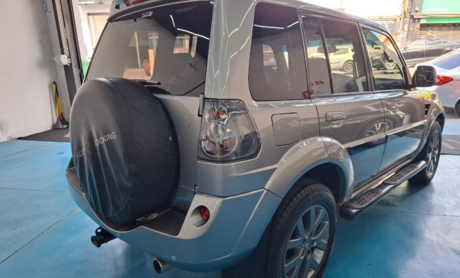 Mitsubishi Pajero TR4 2.0 Flex 16V 4X2 Mec. 2015 Flex-2