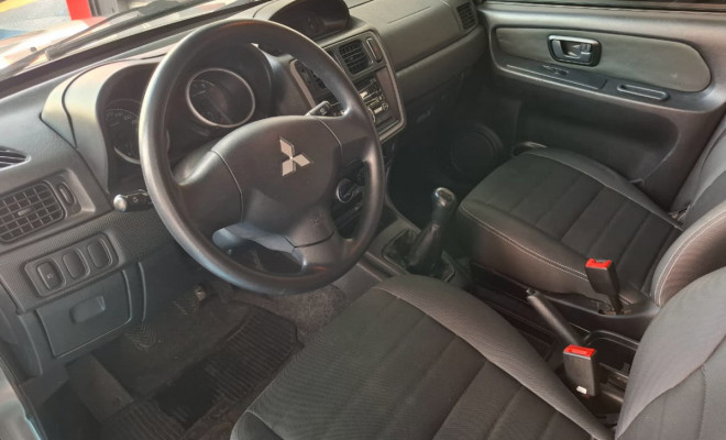 Mitsubishi Pajero TR4 2.0 Flex 16V 4X2 Mec. 2015 Flex-5