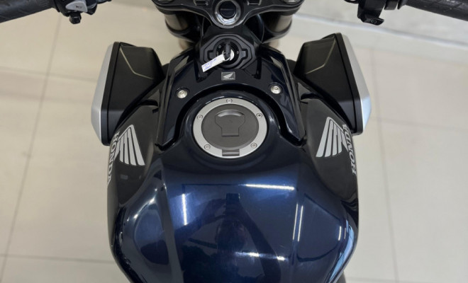 HONDA CB 650R 2021 Gasolina-2