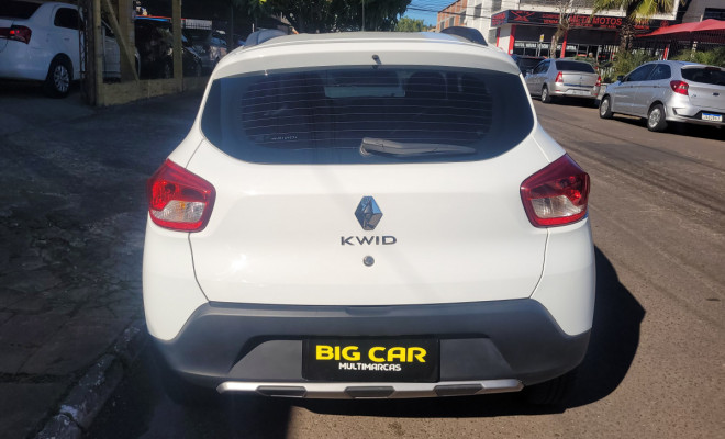 Renault KWID OUTSIDER 1.0 Flex 12V 5p Mec. 2022 Flex-4