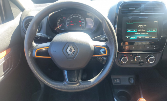 Renault KWID OUTSIDER 1.0 Flex 12V 5p Mec. 2022 Flex-11