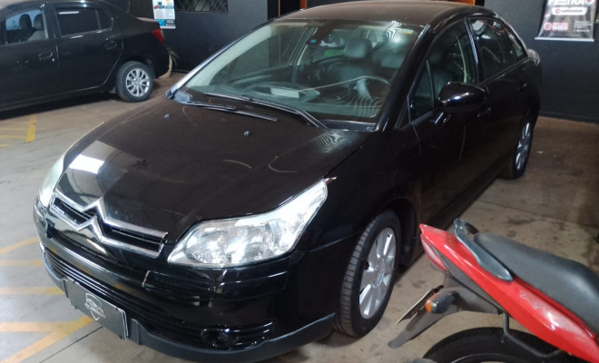 Citroën C4 GLX 2.0 Flex 16V 5p Aut. 2013 Flex