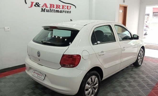 VW - VolksWagen Gol (novo) 1.0 Mi Total Flex 8V 4p 2013 Flex-2