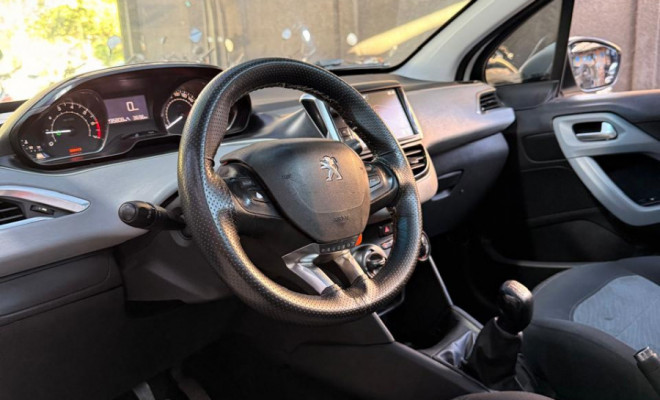 Peugeot 208 Allure 1.5 Flex 8V 5p 2015 Flex-5