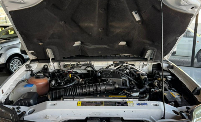 Ford Ranger XL 2.3 16v 137cv 4x2 CD Repower. 2011 Flex-7
