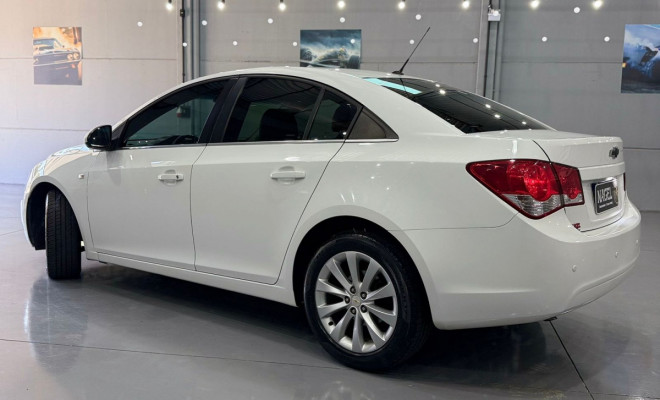 GM - Chevrolet CRUZE LT 1.8 16V FlexPower 4p Aut. 2015 Flex-2