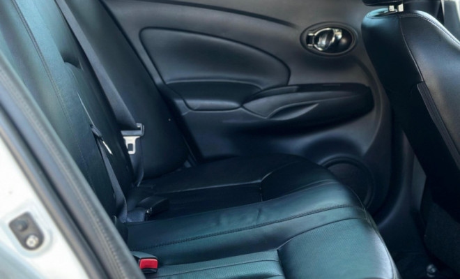 Nissan VERSA SL 1.6 16V FlexStart 4p Aut. 2018 Flex-1
