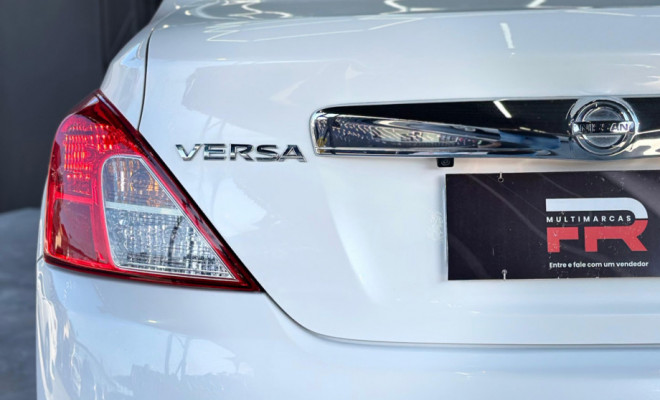 Nissan VERSA SL 1.6 16V FlexStart 4p Aut. 2018 Flex-17