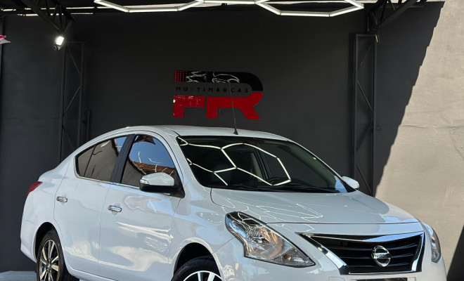 Nissan VERSA SL 1.6 16V FlexStart 4p Aut. 2018 Flex