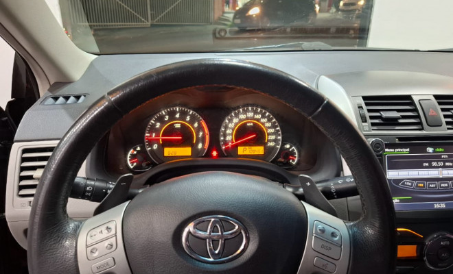 Toyota Corolla XEi 2.0 Flex 16V Aut. 2013 Flex-22