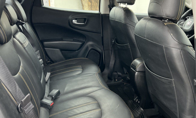 Fiat Toro Freedom 2.0 16V 4x4 TB Diesel Mec. 2017 Diesel-11