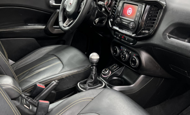 Fiat Toro Freedom 2.0 16V 4x4 TB Diesel Mec. 2017 Diesel-10