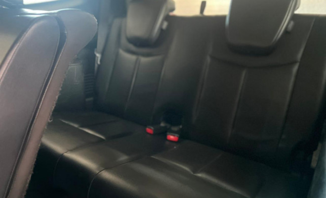 Nissan LIVINA GRAND SL 1.8 16V Flex Fuel Aut. 2013 Flex-9