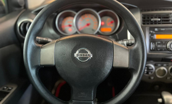 Nissan LIVINA GRAND SL 1.8 16V Flex Fuel Aut. 2013 Flex-7