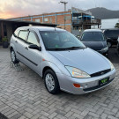Ford Focus 1.8 16V 5p 2002 Gasolina-1