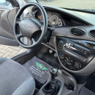 Ford Focus 1.8 16V 5p 2002 Gasolina-19
