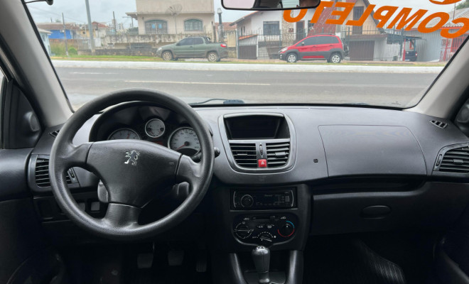 Peugeot 207 XR Sport 1.4 Flex 8V 5p 2010 Flex-6