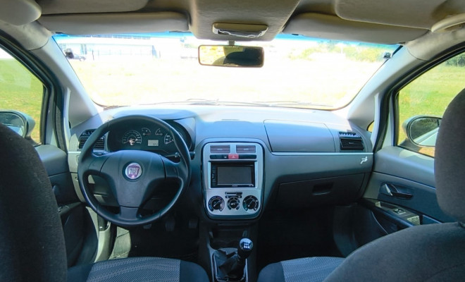 Fiat Punto ATTRACTIVE 1.4 Fire Flex 8V 5p 2011 Flex-2