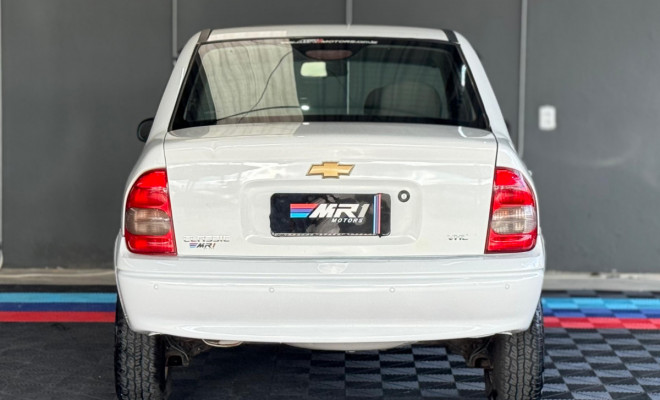 GM - Chevrolet Classic Life/LS 1.0 VHC FlexP. 4p 2010 Flex-4