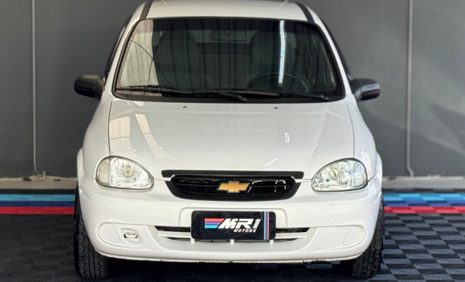 GM - Chevrolet Classic Life/LS 1.0 VHC FlexP. 4p 2010 Flex-2