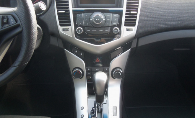 GM - Chevrolet CRUZE LT 1.8 16V FlexPower 4p Aut. 2015 Flex-9