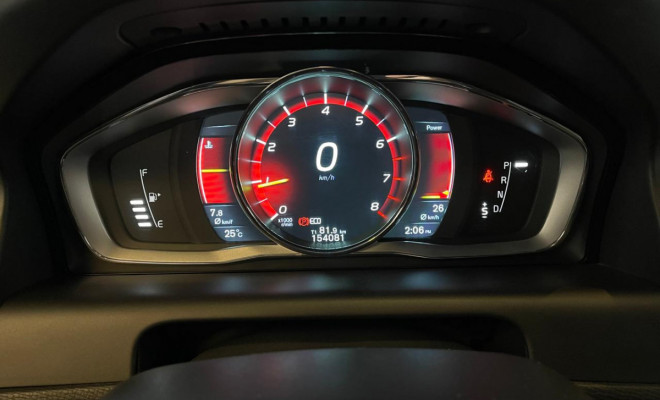 Volvo XC60 T-5 R-DESIGN 2.0 FWD Gasolina Aut. 2015-17