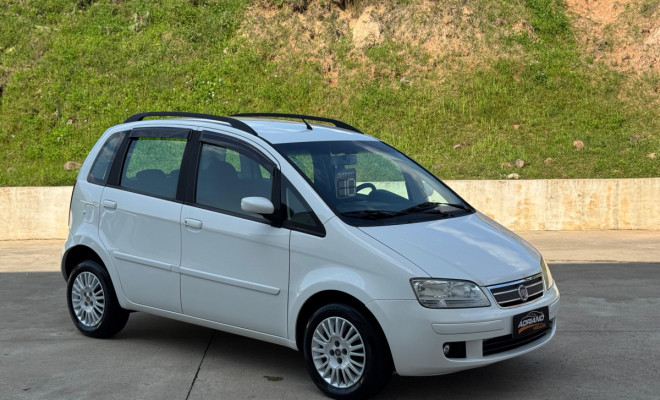 Idea ELX 1.4 2010 – Conforto, espaço e praticidade para o seu dia a dia!-14