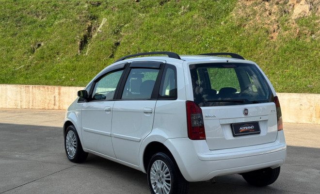 Idea ELX 1.4 2010 – Conforto, espaço e praticidade para o seu dia a dia!-11