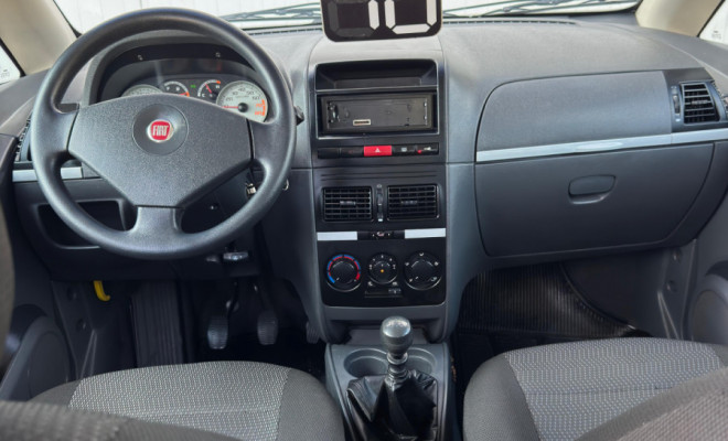 Idea ELX 1.4 2010 – Conforto, espaço e praticidade para o seu dia a dia!-5