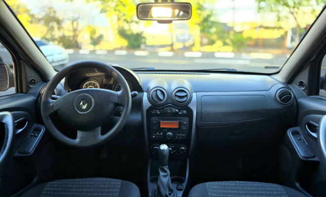 Renault SANDERO Expression Hi-Flex 1.0 16V 5p 2013 Flex-8