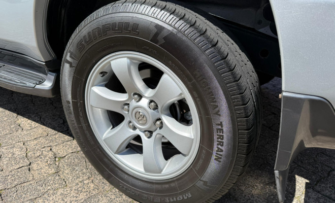 Toyota Land Cruiser Prado 3.0 4x4 TB Diesel Aut 2009 Diesel-16